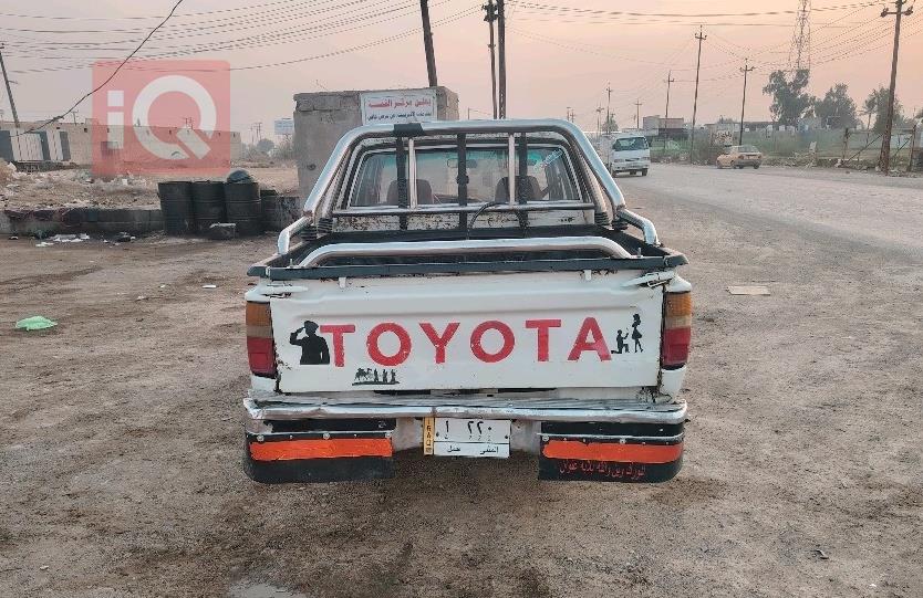 تويوتا هايلوكس